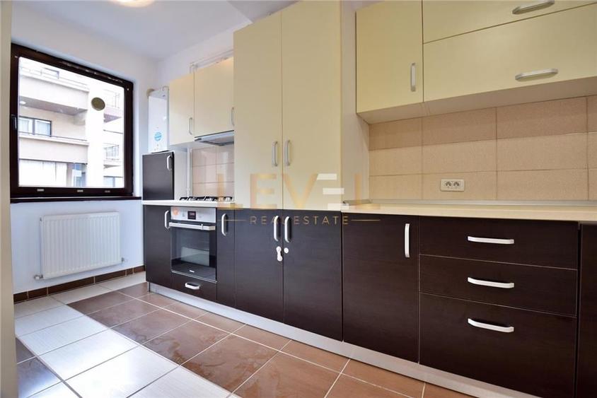 Apartament cu 3 camere decomandat, mobilat în Herăstrău