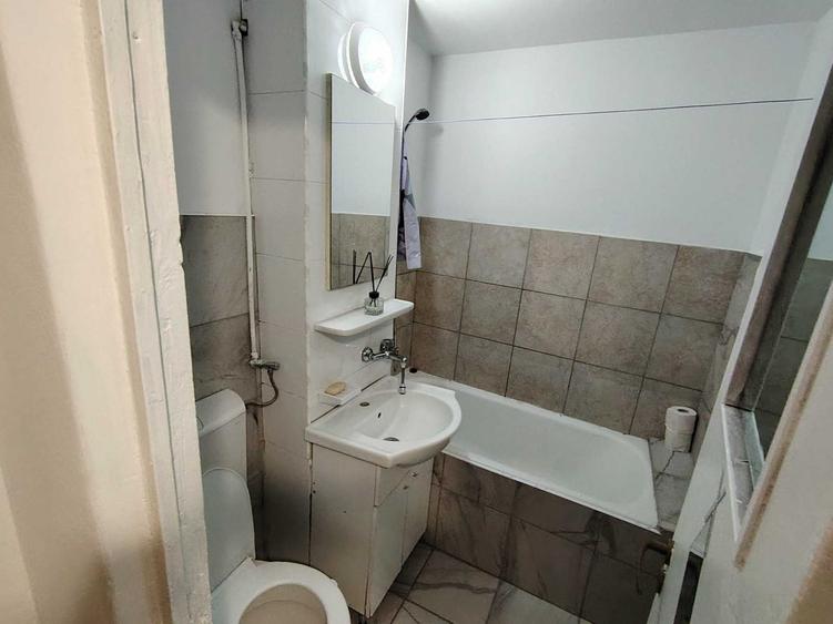 Garsonieră semidecomandată în Central