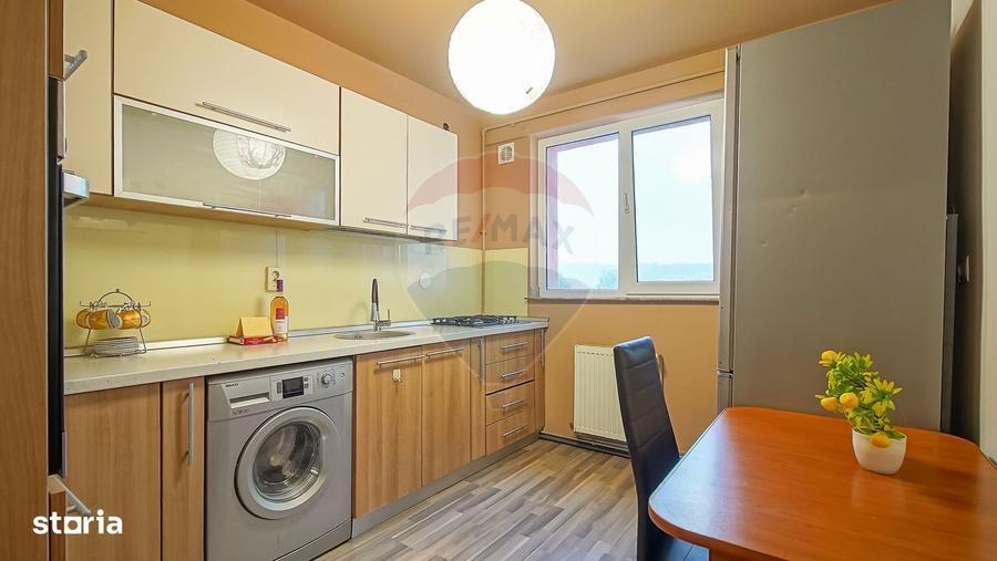 Apartament cu 3 camere, mobilat în Astra