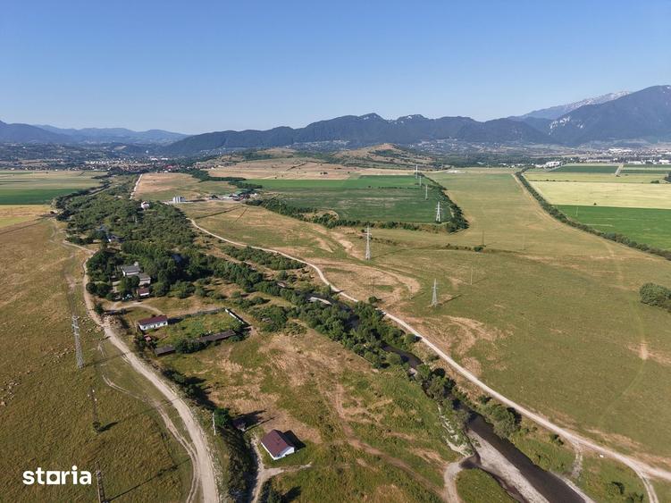 Teren de 7500 mp, în Central
