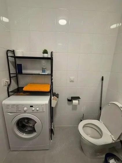 Oferim garsoniera de inchiriat in zona 1 Decembrie - 1