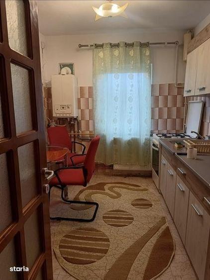 Apartament 2 camere decomandat zona Hotel Traian - 2