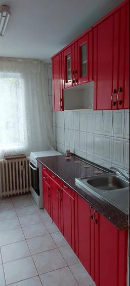 Apartament cu 3 camere decomandat în Dristor