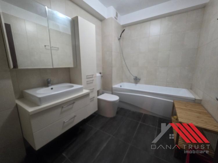 Apartament cu 2 camere semidecomandat, mobilat în Girocului