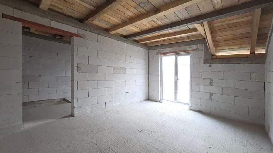 Duplex cu 3 camere cu Canalizare în Vladimirescu