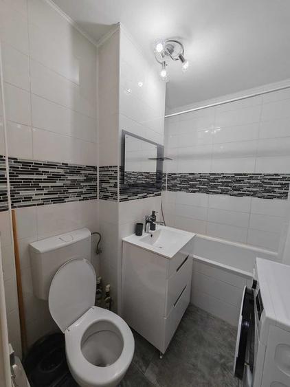 Garsonieră decomandată în Vitan
