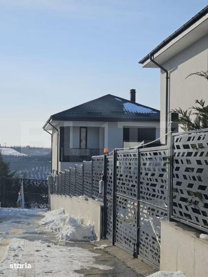 Casă cu 4 camere cu Teren 435 Mp în Bârnova
