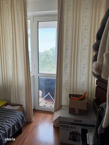 Apartament cu 3 camere în Gara de Nord