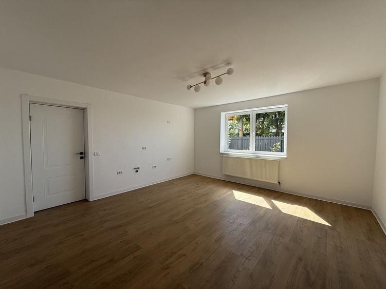 Apartament cu 2 camere semidecomandat în Brașovul Vechi