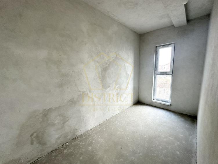 Duplex cu 4 camere cu Canalizare în Giroc