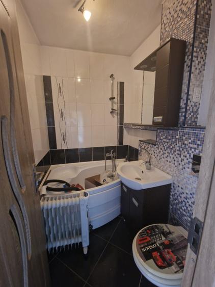 Apartament cu 2 camere decomandat în Centru Civic