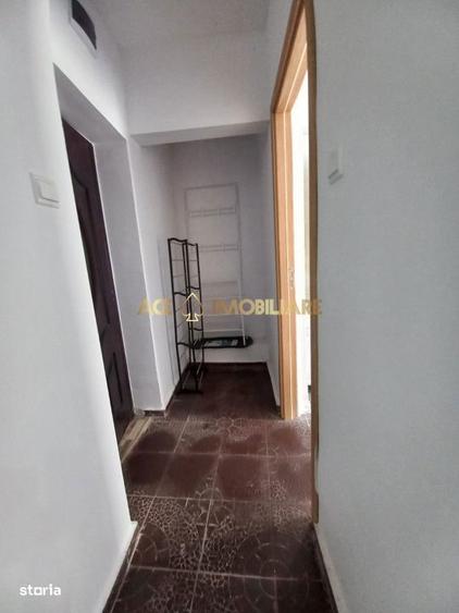 Apartament cu 2 camere, mobilat în Iancului