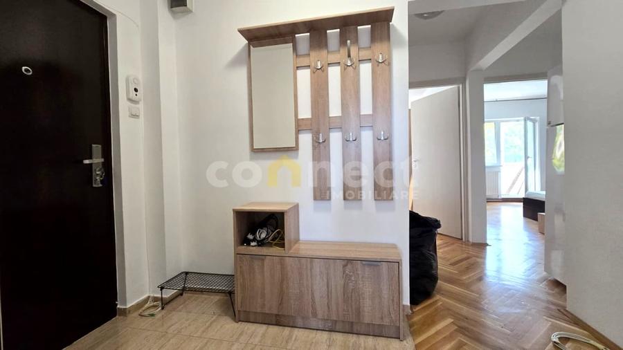 Apartament cu 3 camere decomandat, mobilat în Zorilor
