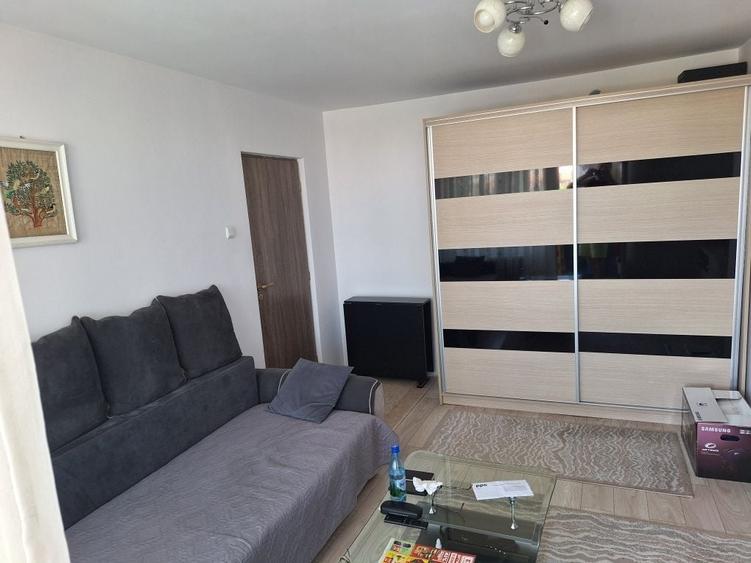 Apartament cu 2 camere semidecomandat în Ștefan cel Mare