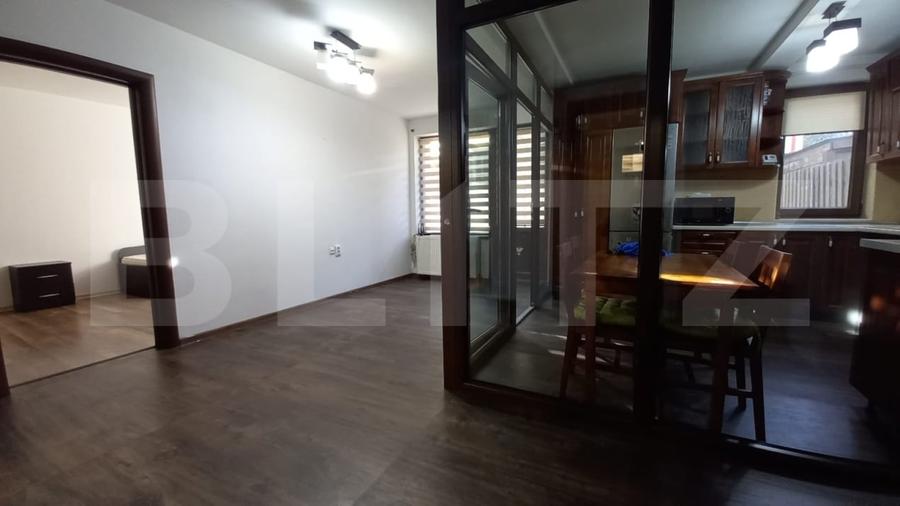 Apartament mobilat, 3 camere, 63 mp, curte 49 mp, parcare, cart Europa ! - 4