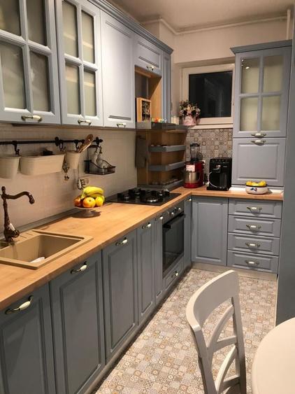 Apartament cu 2 camere decomandat în 9 Mai