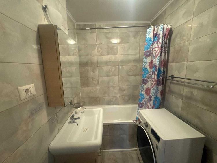 Apartament cu 2 camere semidecomandat în Muncii