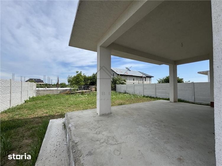 Casă cu 7 camere cu Teren 550 Mp în Ciorogârla