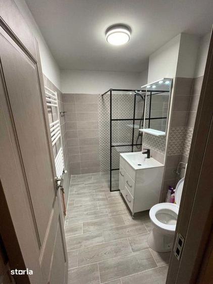 Apartament cu 3 camere decomandat în Soarelui