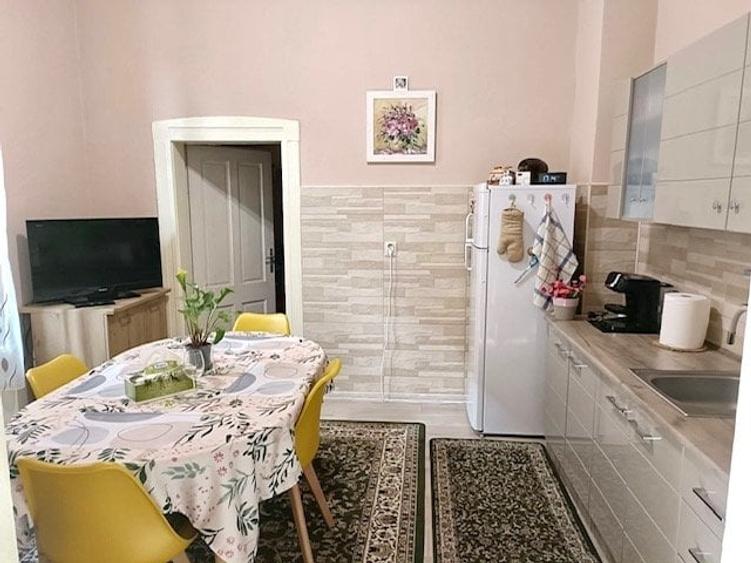 Casă cu 3 camere cu Canalizare în Ultracentral