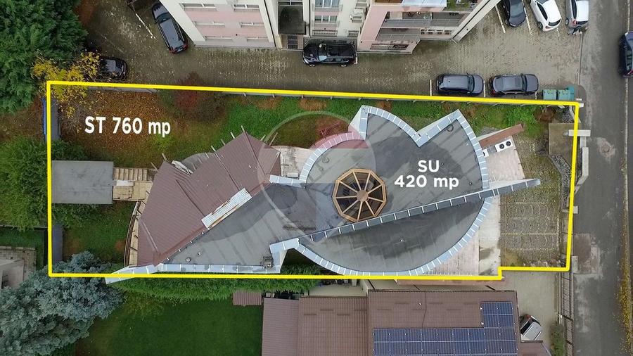 Casă individuală cu 8 camere cu Teren 760 Mp în Europa