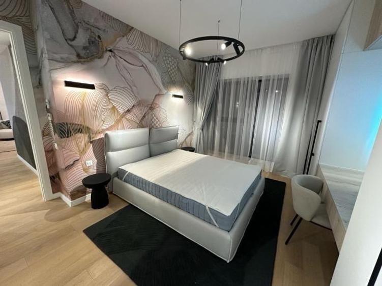 Apartament cu 3 camere semidecomandat, mobilat în Floreasca