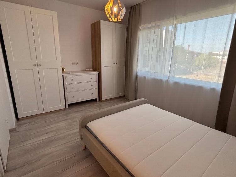 Duplex cu 3 camere cu Canalizare în Central