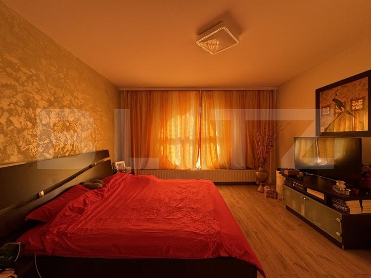 Casă individuală cu 5 camere cu Canalizare în Central