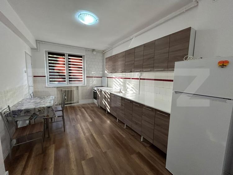 Apartament cu 2 camere decomandat, mobilat în Plopilor