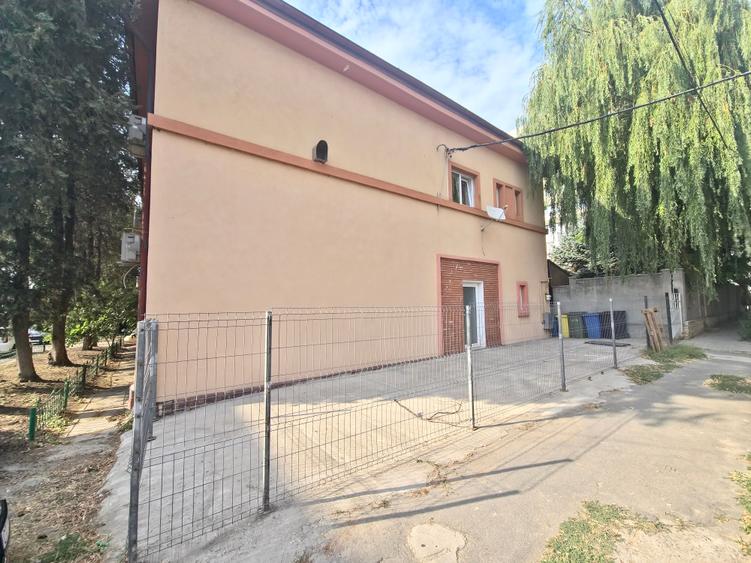 Birou, de 741 mp, în Faleza Nord