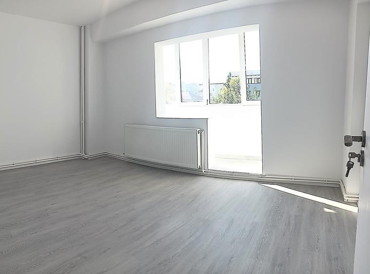 Apartament cu 4 camere în Sebastian