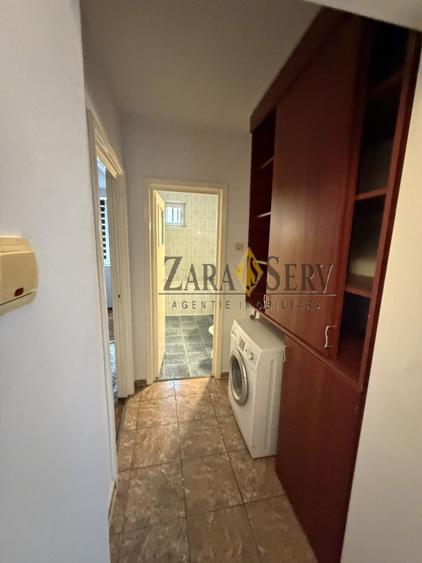 Apartament cu 3 camere decomandat în P-ța Mihai Viteazu