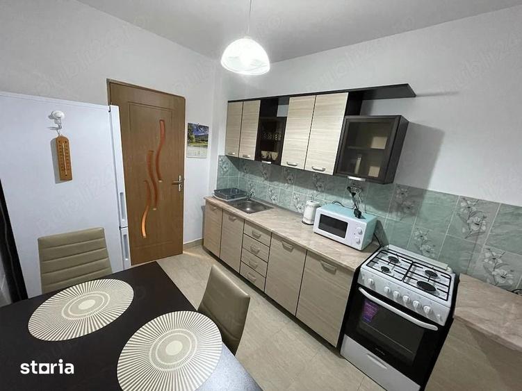 Apartament cu 2 camere, mobilat în Pajura