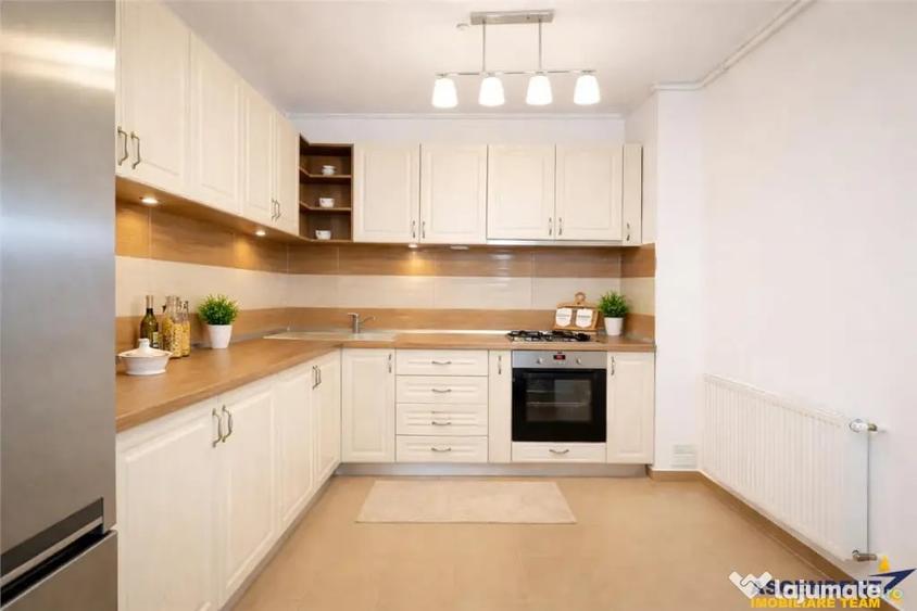 Apartament cu 2 camere decomandat în Vest