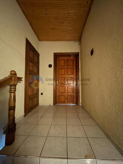 Casă cu 6 camere cu Canalizare în Alexandru cel Bun