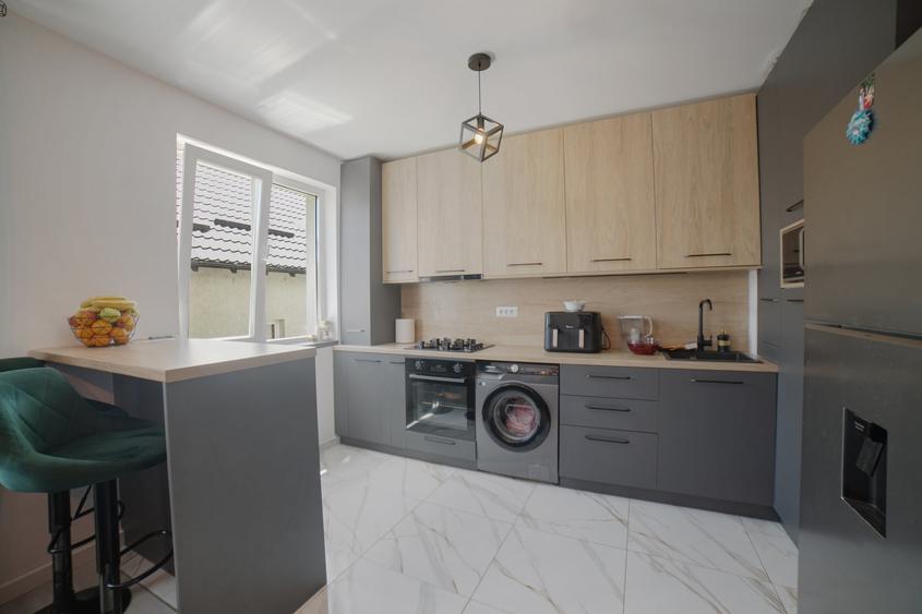 Apartament cu 3 camere semidecomandat, mobilat în Popești-Leordeni