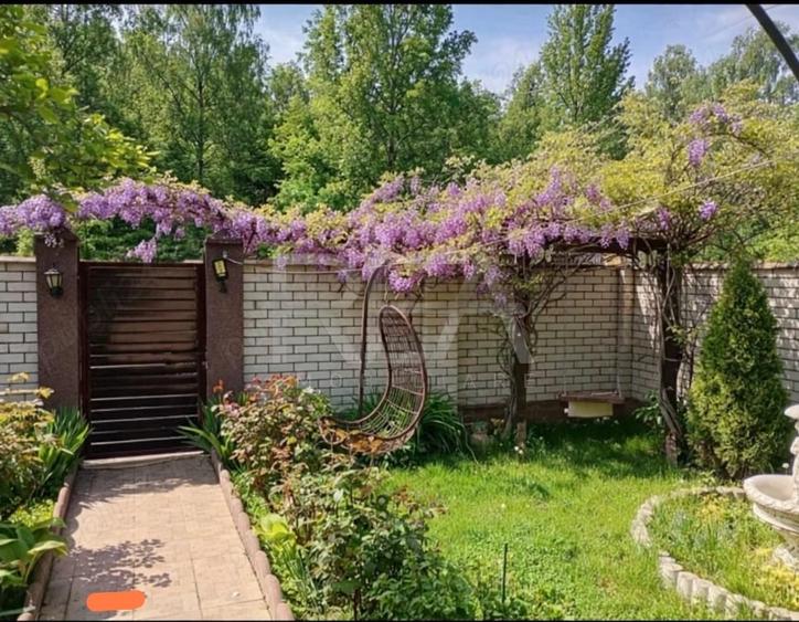 Casă individuală cu 3 camere cu Canalizare în 23 August (Cațelul)