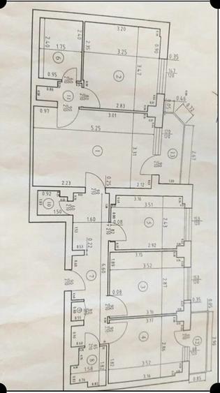 Apartament cu 4 camere semidecomandat în Tineretului