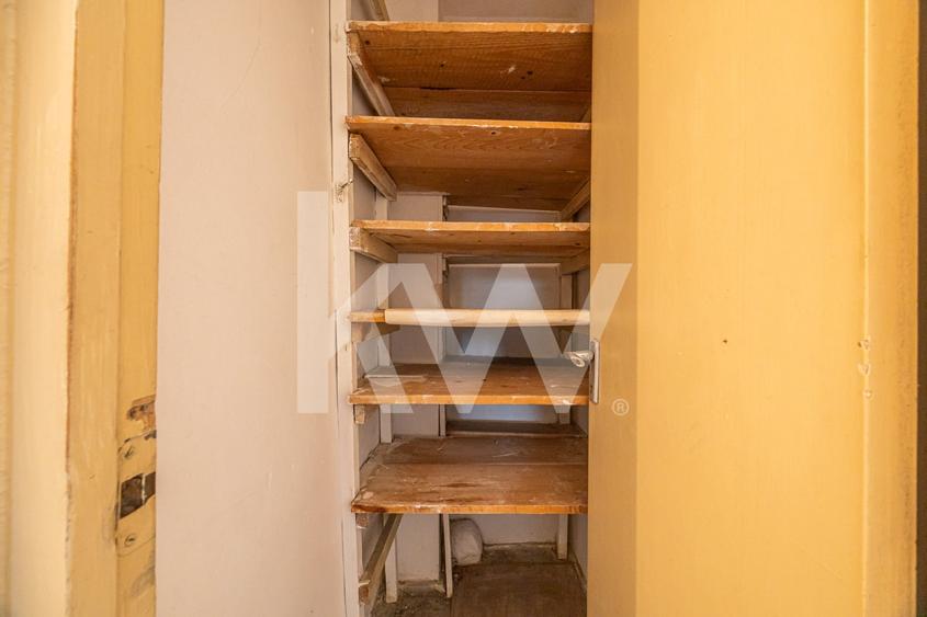 Vânzare apartament cu 4 camere - zona Calea București - 14