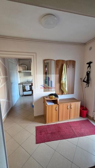 Casă individuală cu 2 camere cu Canalizare în Dâmbul Rotund