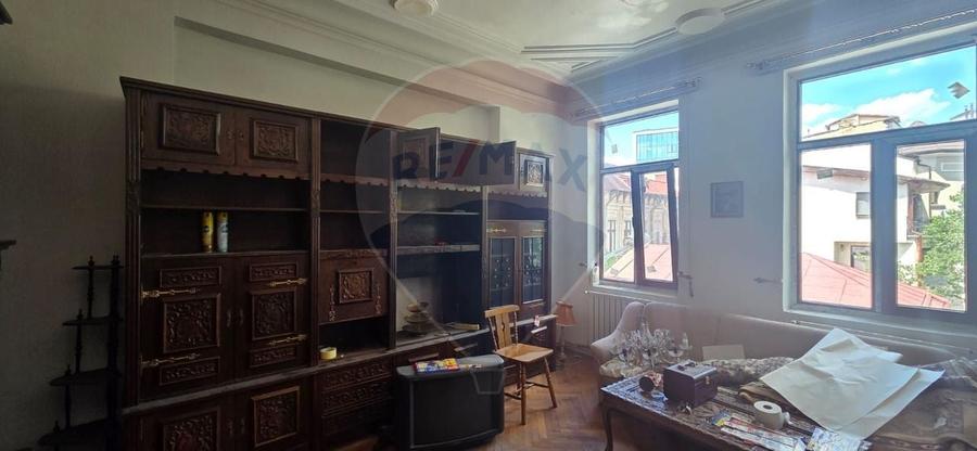 Apartament in vila de vanzare - 6