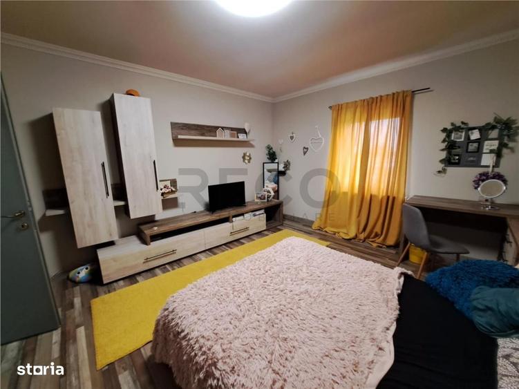 Casă cu 4 camere cu Teren 500 Mp în Central