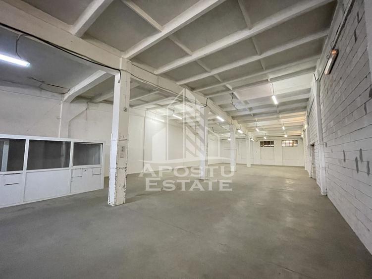 Spațiu industrial, de 670 mp, în Semicentral