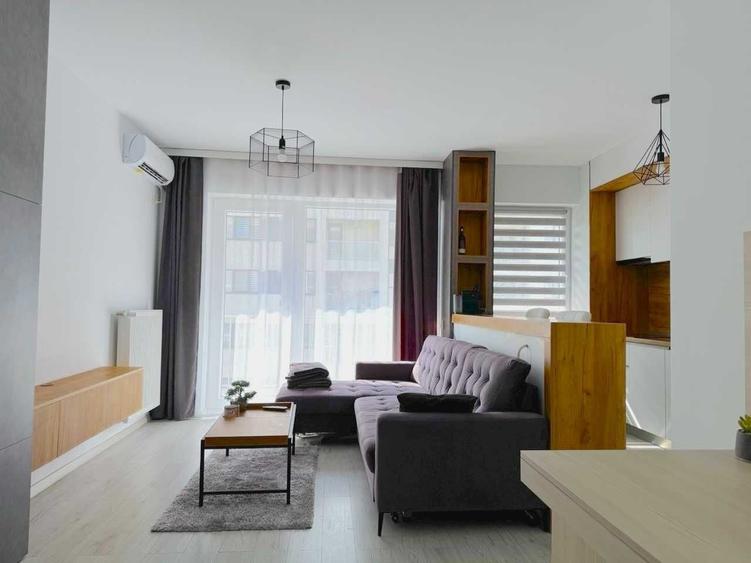 Apartament cu 2 camere decomandat în Central