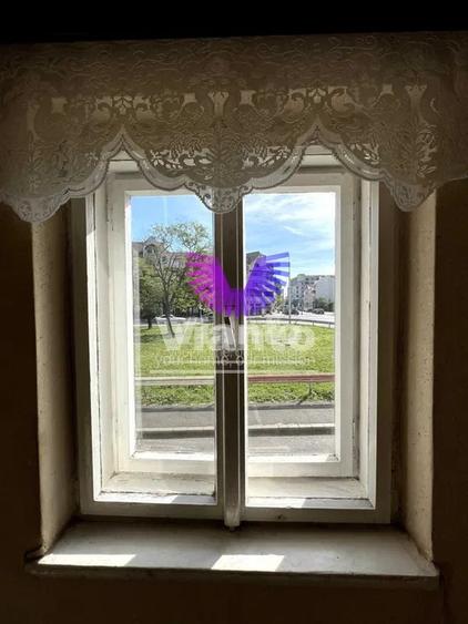 Apartament cu 3 camere decomandat în Ultracentral