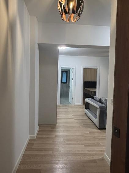 Apartament cu 2 camere semidecomandat în Km 5