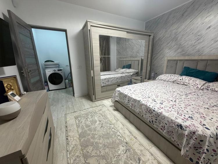 Casă individuală cu 4 camere cu Canalizare în Exterior Vest