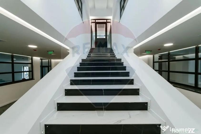 Spațiu comercial, de 245 mp, în Ultracentral