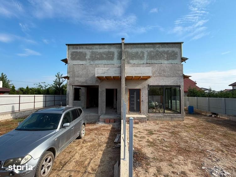 Casă cu 4 camere cu Teren 250 Mp în Vânători