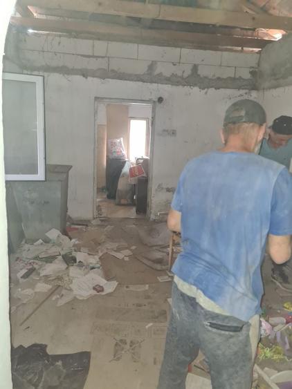 Casă cu 5 camere în Exterior Vest